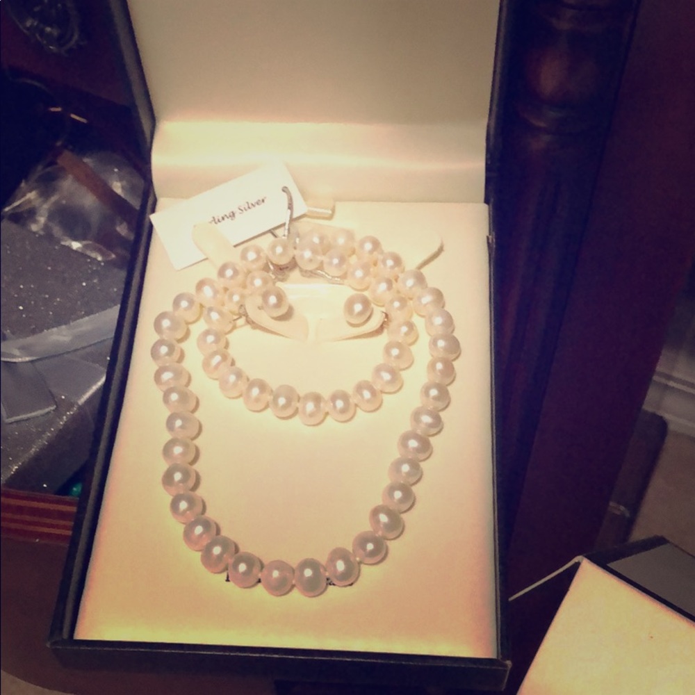 🔥Brand New Fresh Water Pearl Set🔥